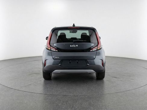 Used 2025 Kia Soul LX w/ LX Technology Package FWD image 7
