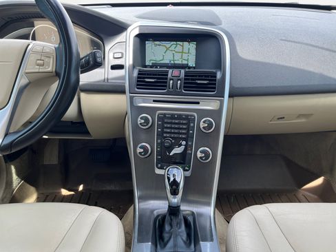 Used 2015 Volvo XC60 T6 Platinum AWD/4WD image 13