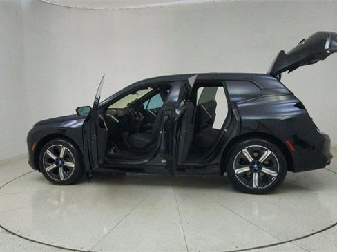 Used 2024 BMW iX xDrive50 w/ Sport Package image 72