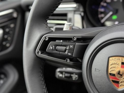 New 2026 Porsche Macan S image 21