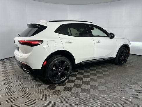 Used 2025 Buick Envision Sport Touring image 5