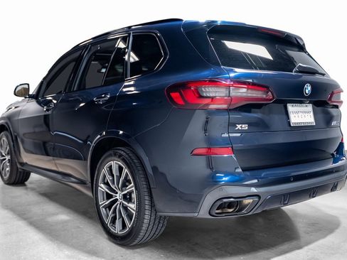 Used 2023 BMW X5 M50i w/ Executive Package image 19