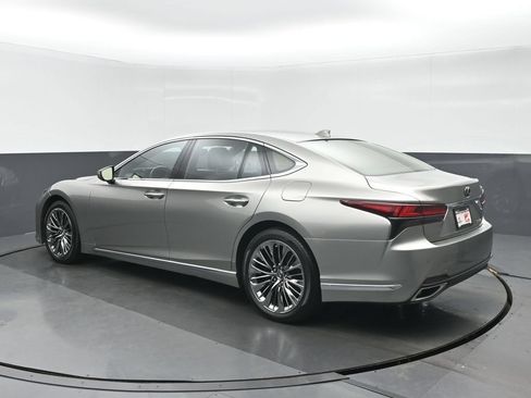 Used 2022 Lexus LS 500 AWD w/ Accessory Package (Z1) image 5