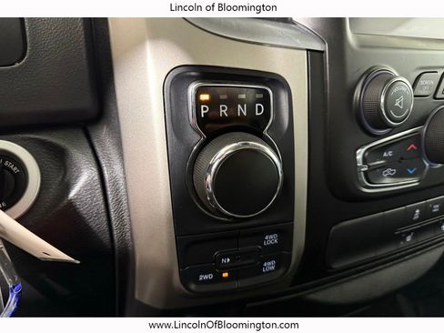 Used 2018 RAM 1500 SLT image 31