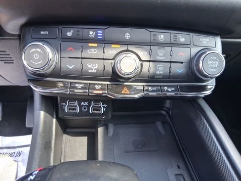 Used 2022 Dodge Durango R/T w/ Trailer Tow Group IV AWD/4WD image 17