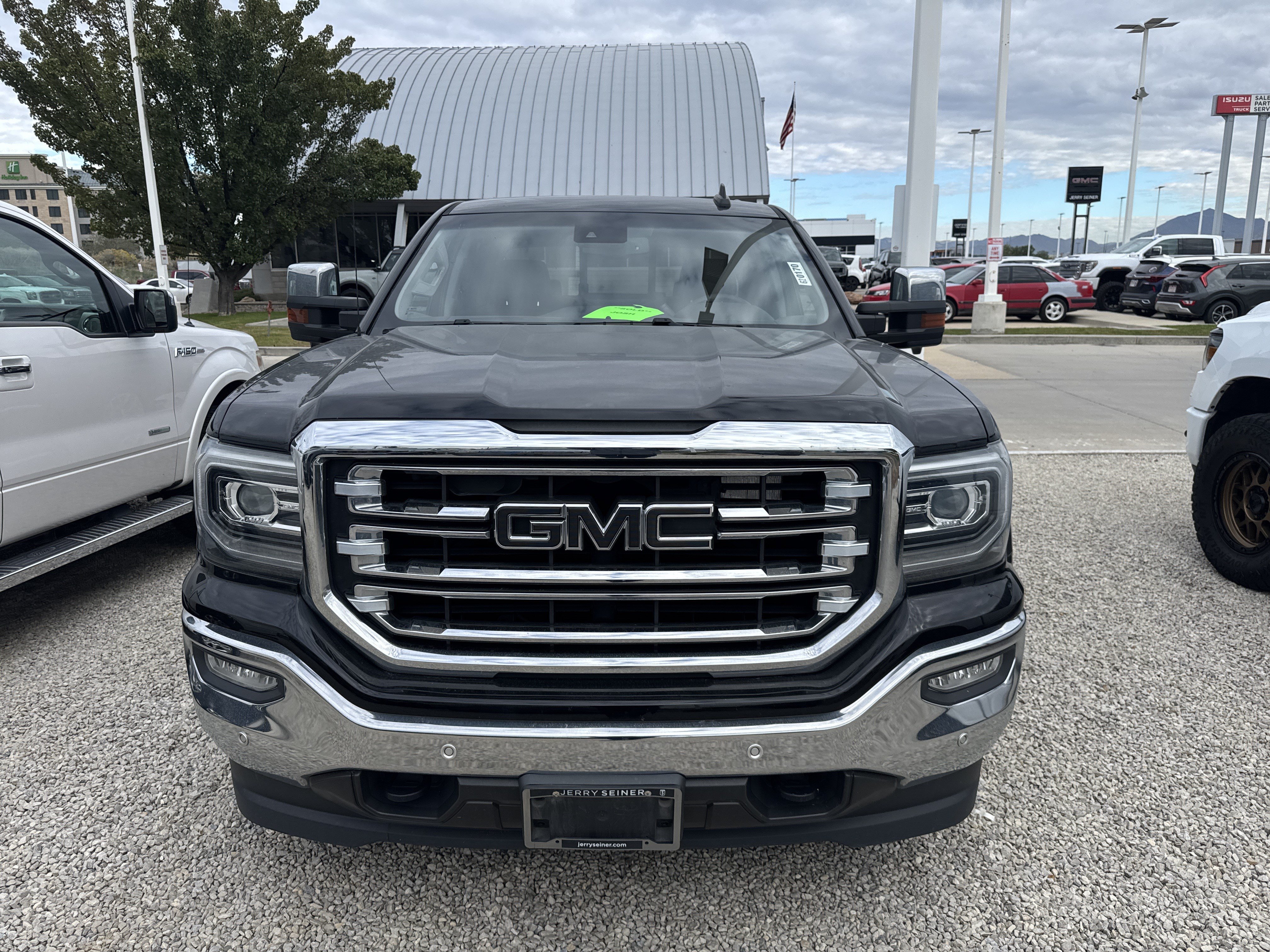 Used 2018 GMC Sierra 1500 SLT AWD/4WD image 4