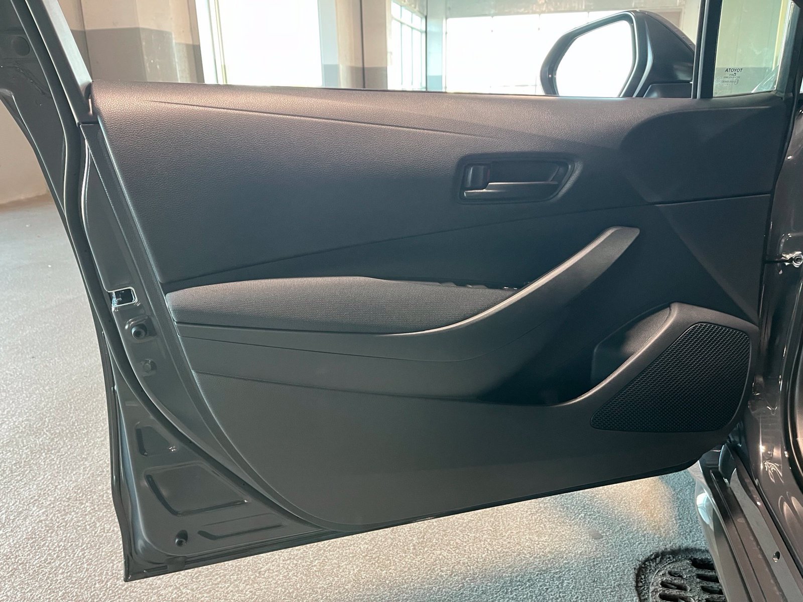 New 2027 Toyota Corolla LE w/ LE Premium Package FWD image 15
