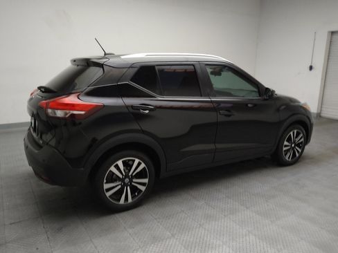 Used 2020 Nissan Kicks SV FWD image 10