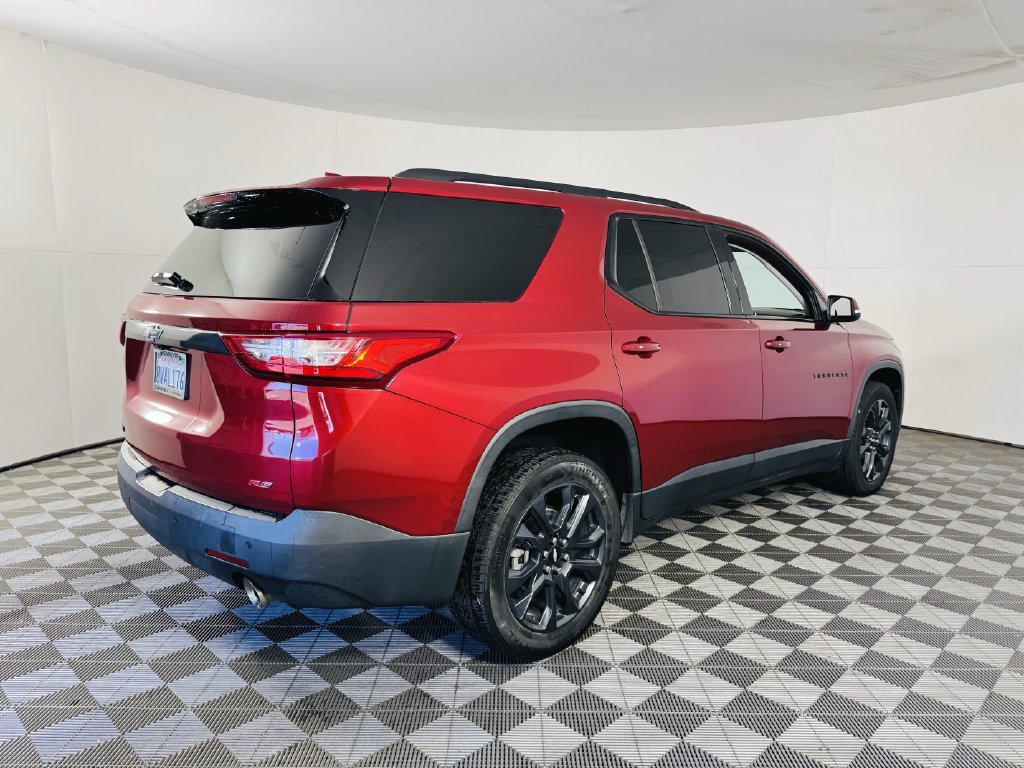 Used 2021 Chevrolet Traverse RS FWD image 32