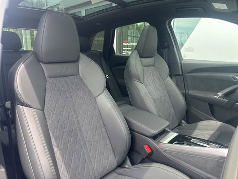 New 2026 Audi SQ5 Premium Plus AWD/4WD image 8