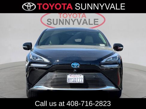 Certified 2021 Toyota Mirai XLE image 11