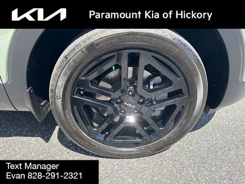 Used 2024 Kia Telluride SX Prestige X-Line AWD/4WD image 9