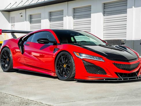 Used 2017 Acura NSX image 9