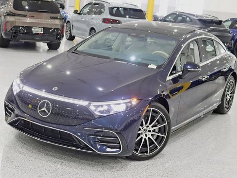 Used 2023 Mercedes-Benz EQS 580 4MATIC Sedan image 5