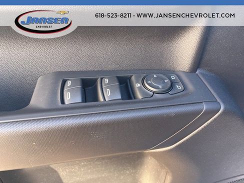 Used 2024 Chevrolet Silverado 1500 Custom image 14