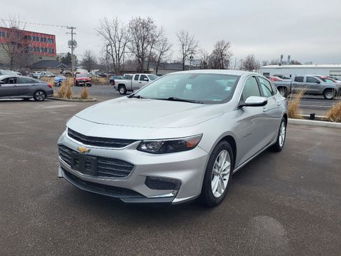 Used 2018 Chevrolet Malibu LT image 7
