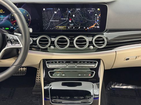 Used 2022 Mercedes-Benz E 450 4MATIC All-Terrain Wagon w/ Driver Assistance Package image 25