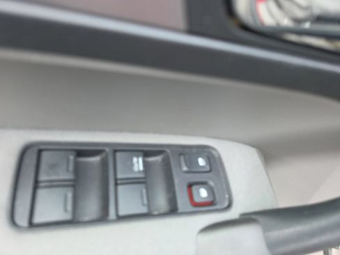 Used 2011 Honda CR-V LX image 11