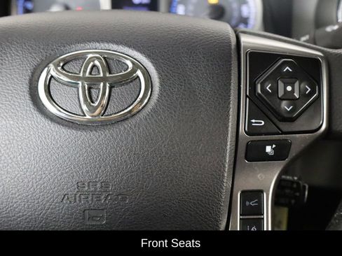 Used 2022 Toyota Tacoma SR5 w/ Technology Package RWD image 10