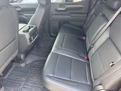 Used 2023 GMC Sierra 1500 SLT w/ SLT Premium Package image 12