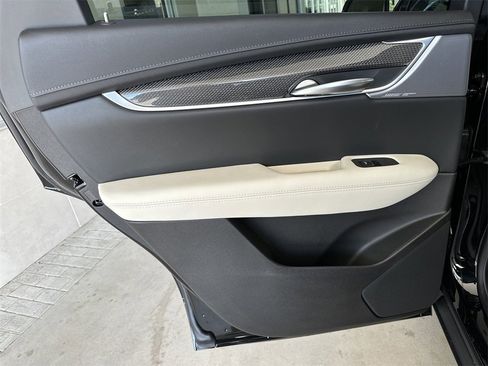 New 2025 Cadillac XT5 Sportv w/ Technology Package image 25