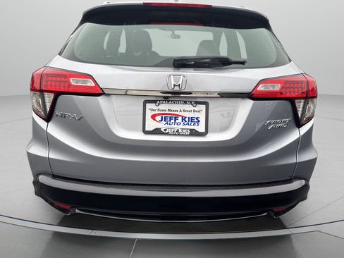 Used 2020 Honda HR-V Sport image 6