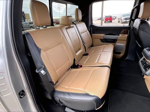 Used 2024 Ford F250 Lariat w/ Lariat Ultimate Package image 19