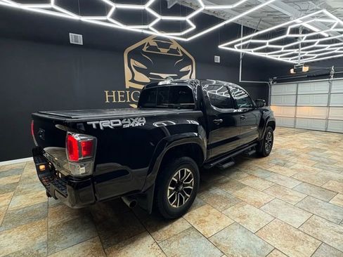 Used 2021 Toyota Tacoma 4x4 Double Cab image 12