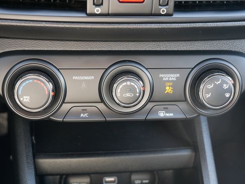 Certified 2022 Kia Forte LXS w/ LXS Technology Package image 23