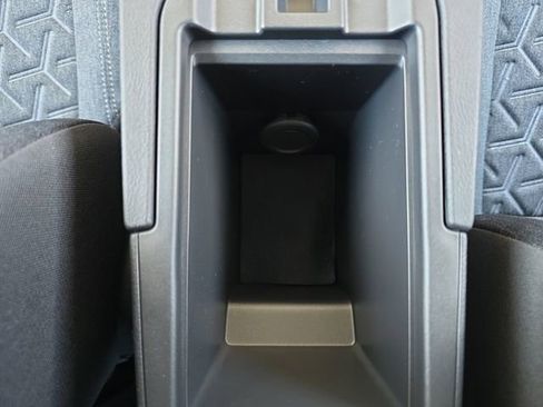 New 2026 Nissan Kicks SV image 26