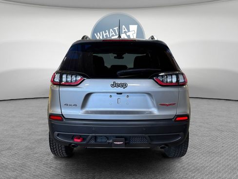 Used 2022 Jeep Cherokee Trailhawk w/ Sun, Sound & Nav Group AWD/4WD image 5