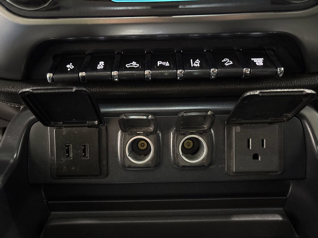Used 2017 Chevrolet Silverado 2500 LTZ w/ Duramax Plus Package AWD/4WD image 21