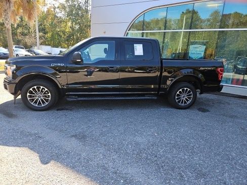 Used 2018 Ford F150 XLT w/ Equipment Group 302A Luxury image 2