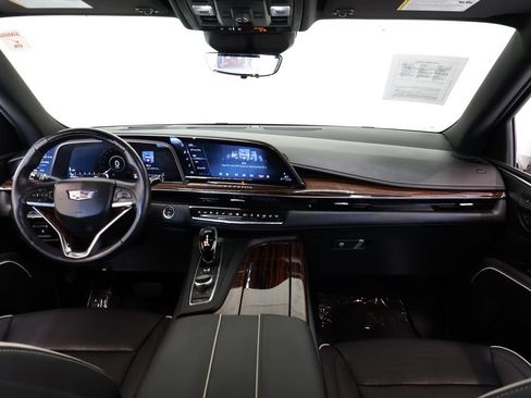 Used 2022 Cadillac Escalade ESV Premium Luxury w/ Performance Package AWD/4WD image 26