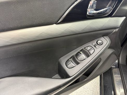 Used 2016 Nissan Maxima 3.5 SL FWD image 11