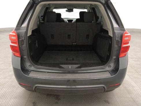 Used 2017 Chevrolet Equinox LS image 29