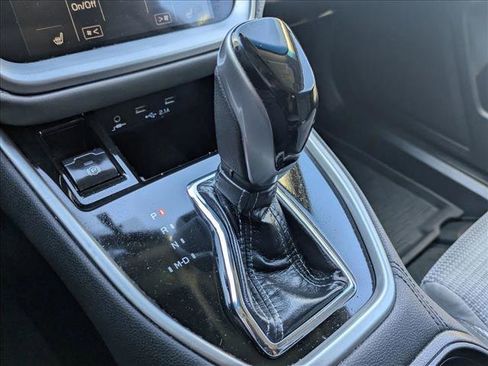 Used 2020 Subaru Outback Premium image 15
