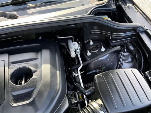 Used 2019 Jeep Grand Cherokee Limited AWD/4WD image 33