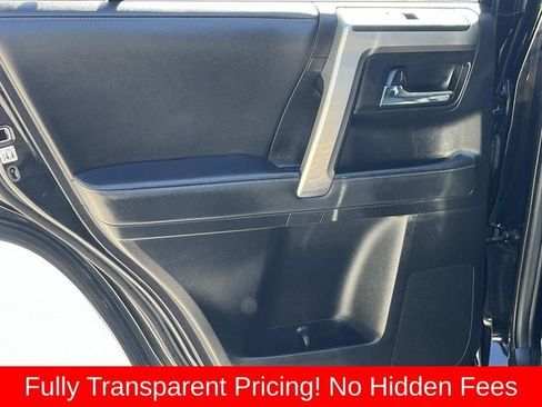 Used 2021 Toyota 4Runner SR5 Premium w/ Moonroof Package AWD/4WD image 15