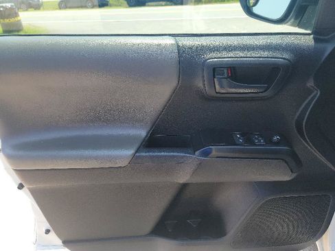 Used 2023 Toyota Tacoma SR RWD image 10