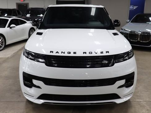 Used 2024 Land Rover Range Rover Sport Dynamic SE AWD/4WD image 8