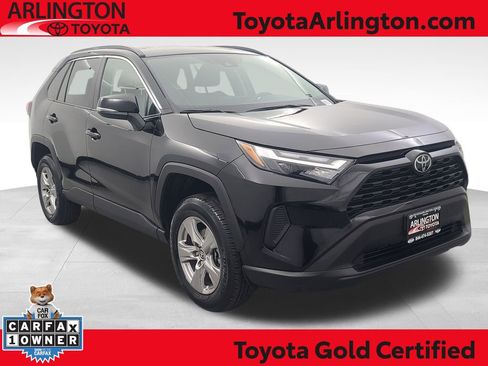 Used 2025 Toyota RAV4 XLE image 1