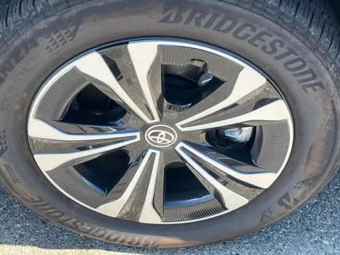 Used 2025 Toyota bZ4X FWD image 15