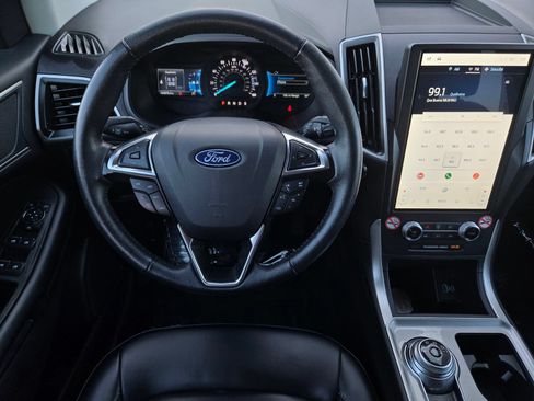 Used 2024 Ford Edge SEL AWD/4WD image 12