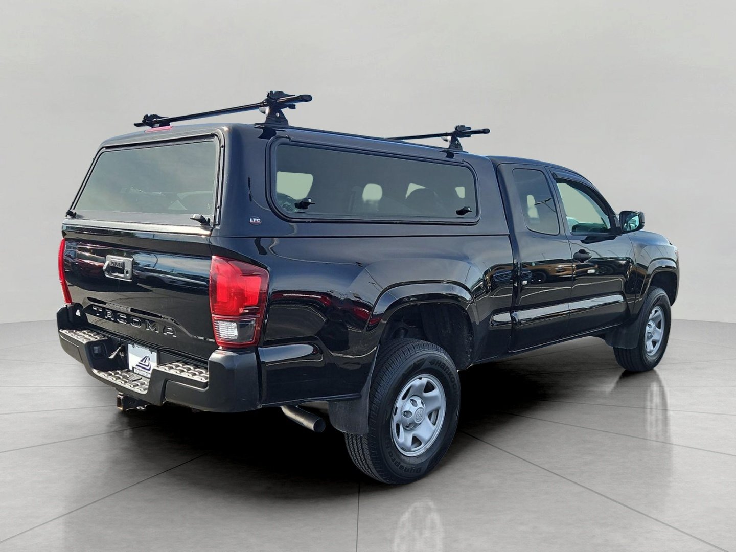 Used 2019 Toyota Tacoma SR RWD image 8