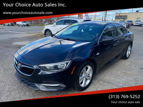 Used 2018 Buick Regal Preferred image 1