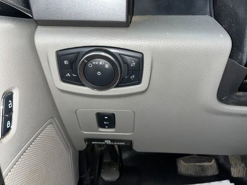 Used 2019 Ford F350 XLT w/ XLT Value Package image 60