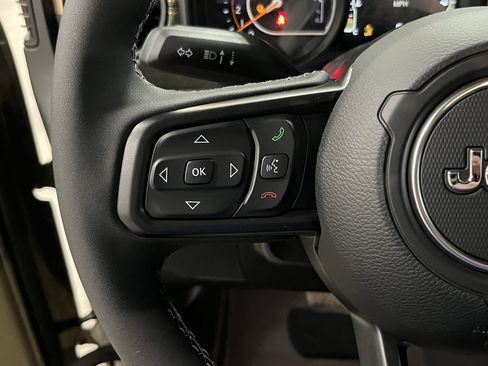 New 2026 Jeep Gladiator Willys AWD/4WD image 21