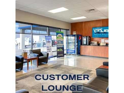 Used 2022 GMC Sierra 3500 Denali w/ Denali Ultimate Package image 12