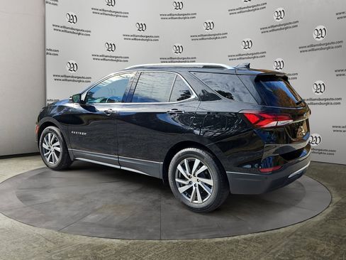 Used 2023 Chevrolet Equinox Premier image 3